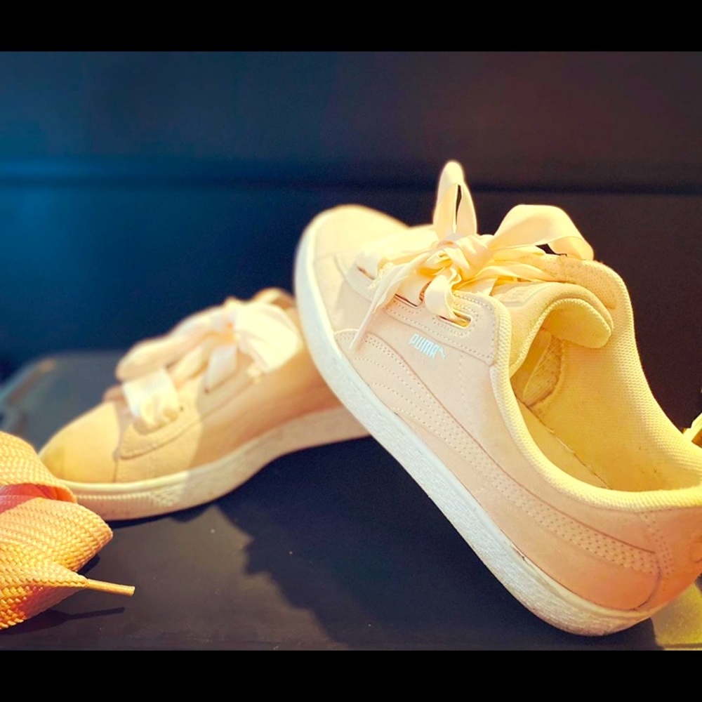 Pink Pumas